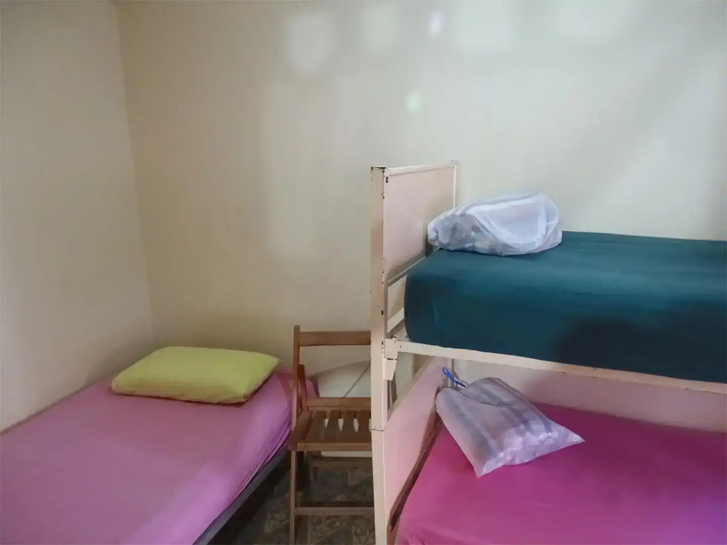 Dormitori de Casa adosada en venda en Grañón amb Jardí privat, Traster i Moblat