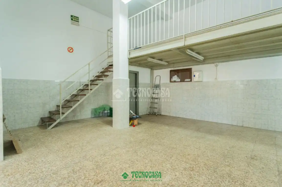 Local comercial en venda a C. Cardenal Herrera Oria, imagen 9