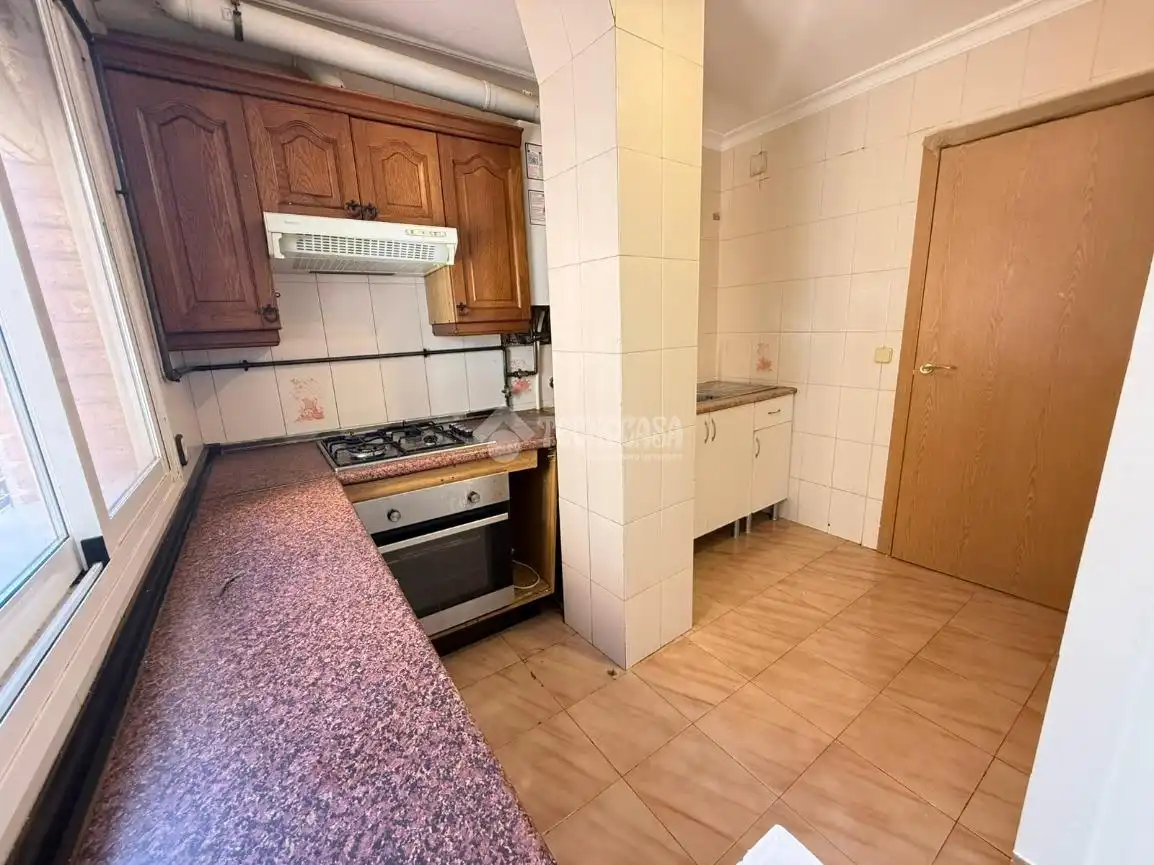 Cuina de Pis en venda en Alcalá de Henares amb Calefacció i Terrassa