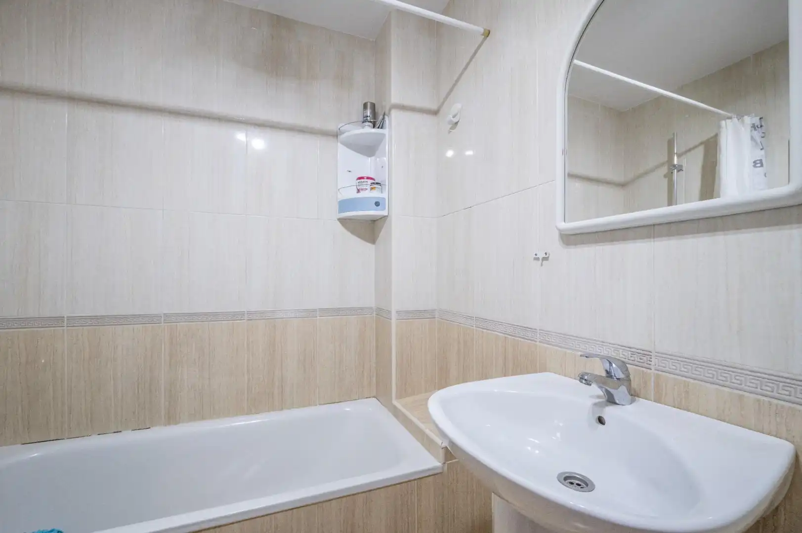 Bathroom of Houses for sale in Almuñécar