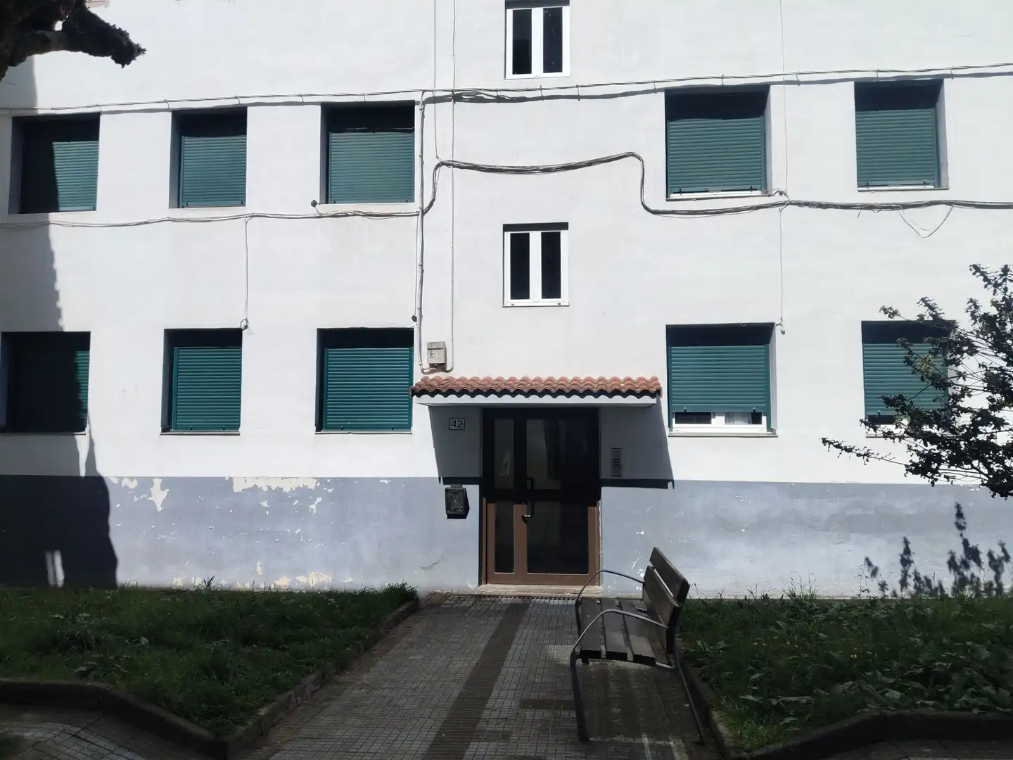 Vista exterior de Piso en venta en Legazpi con Calefacción, Trastero y Balcón