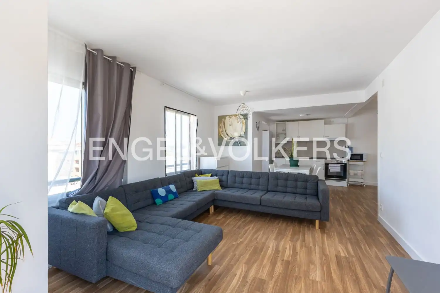 Living room of Flat for rent in Sagunto / Sagunt  with Air Conditioner, Heating and Parquet flooring
