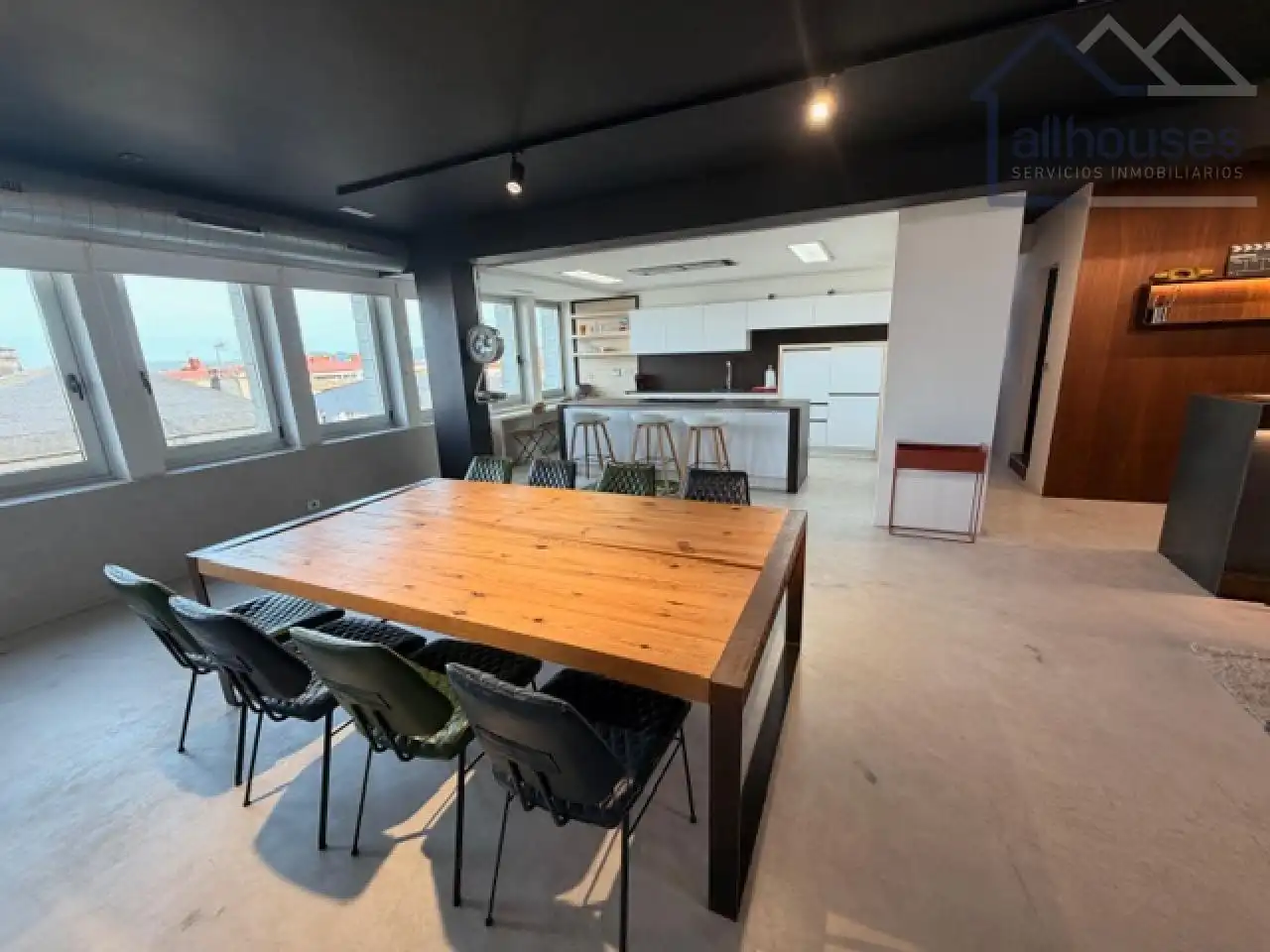 Loft de alquiler en Vigo  con Calefacción, Trastero y Amueblado