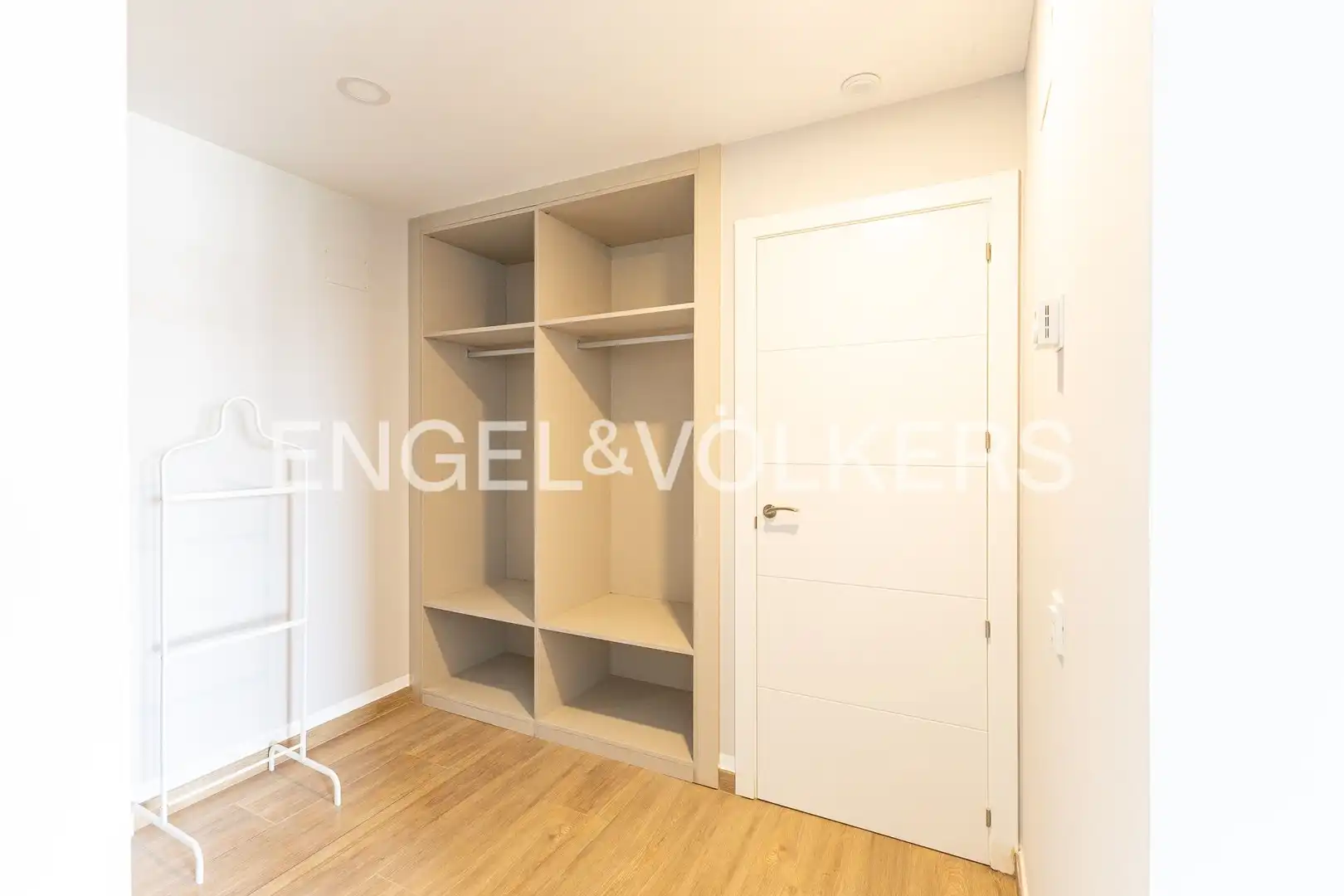 Bedroom of Attic for rent in Madrid  with Air Conditioner, Heating and Private garden