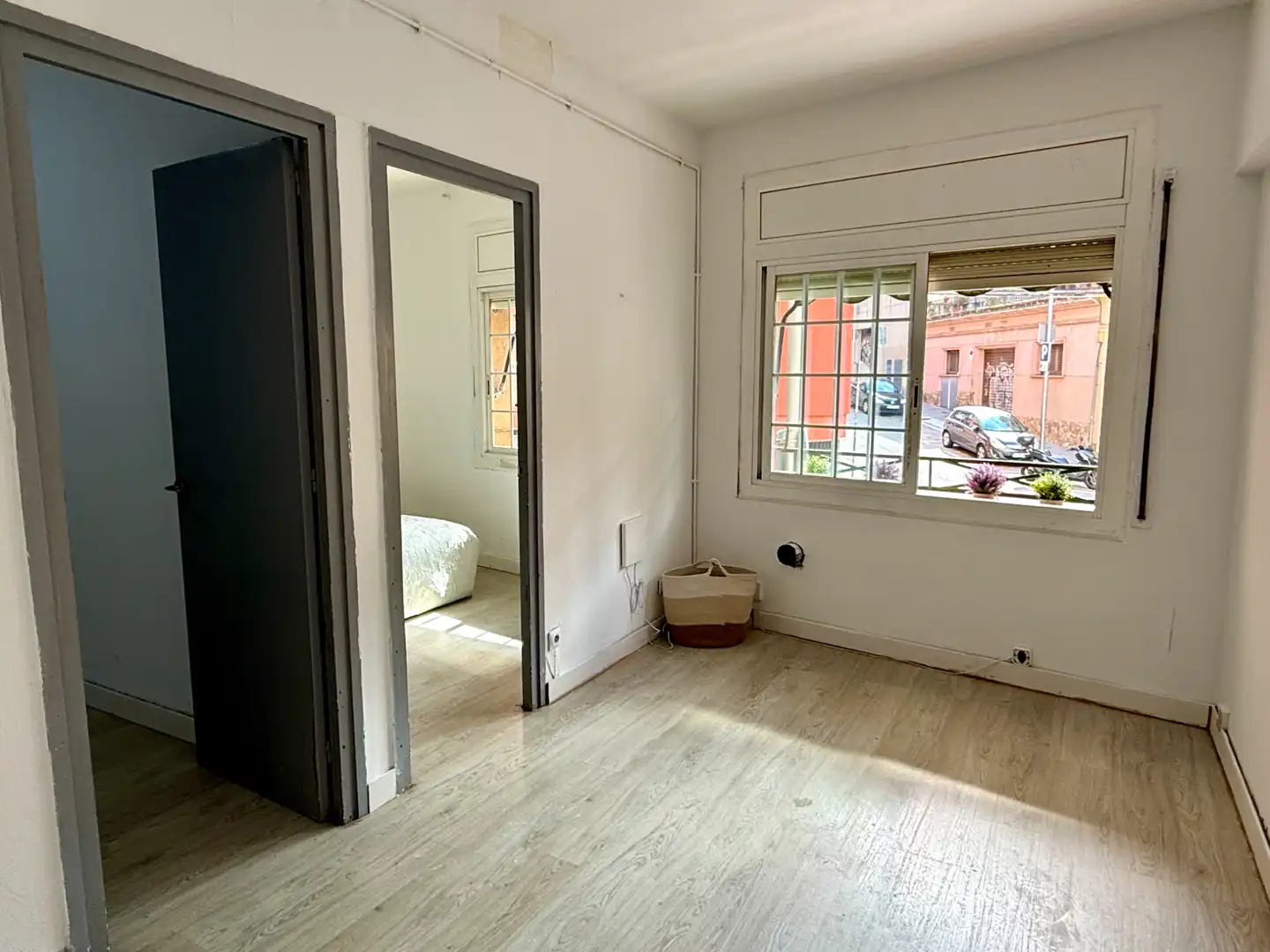 Schlafzimmer von Wohnung zum Verkauf in Barcelona mit Parkett und Alarm
