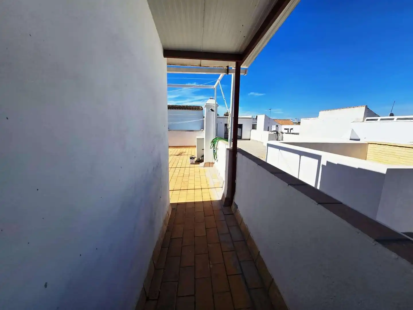 Terrassa de Casa o xalet en venda en Castilleja de la Cuesta amb Aire condicionat, Terrassa i Balcó
