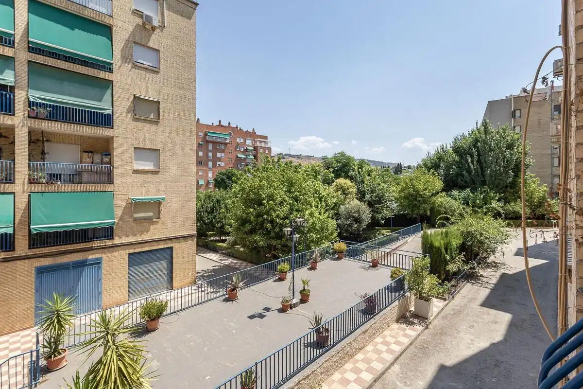 Exterior view of Flat for sale in Granada  with Heating and Terrace
