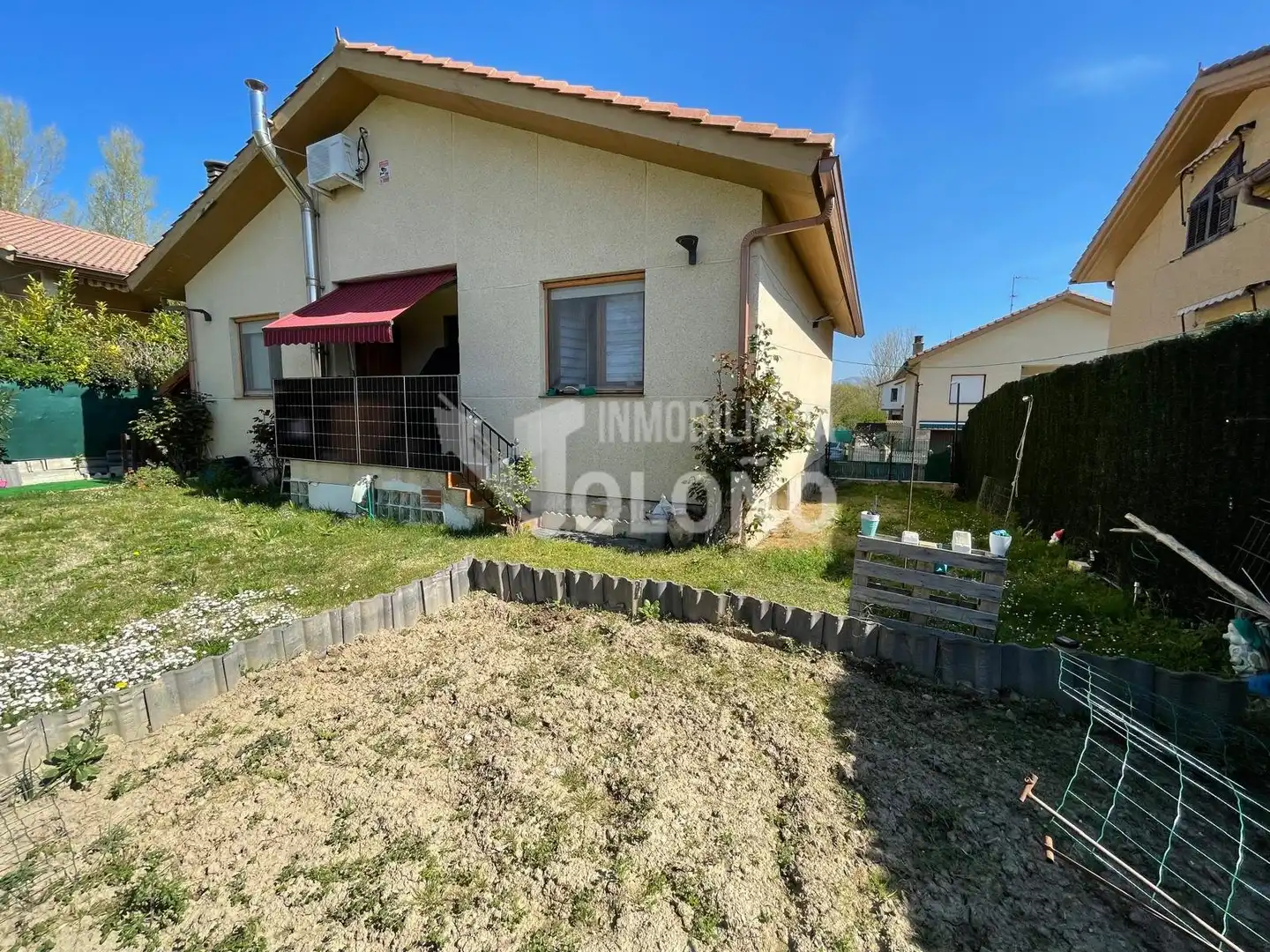 Casa o xalet en venda en Anguciana amb Aire condicionat, Calefacció i Jardí privat