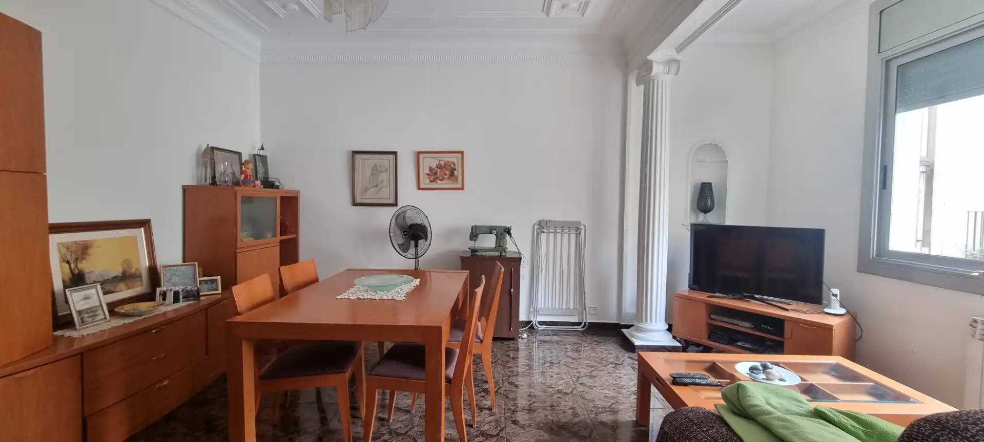 Esszimmer von Haus oder Chalet zum Verkauf in Badalona mit Klimaanlage, Heizung und Terrasse