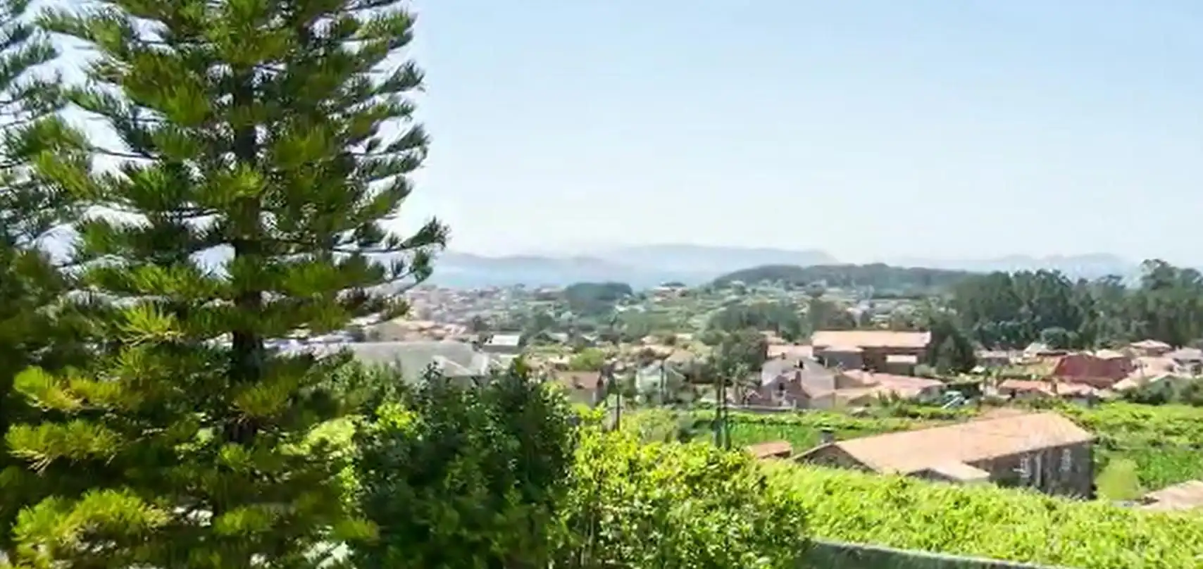 Vista exterior de Finca rústica en venda en Sanxenxo amb Jardí privat, Parquet i Terrassa