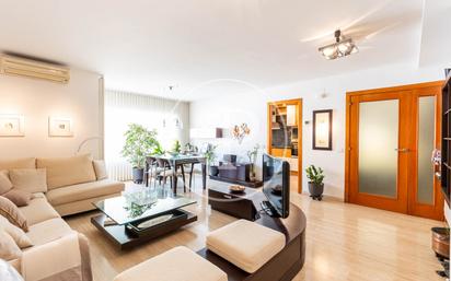 Living room of Duplex for sale in Terrassa  with Air Conditioner, Terrace and Balcony