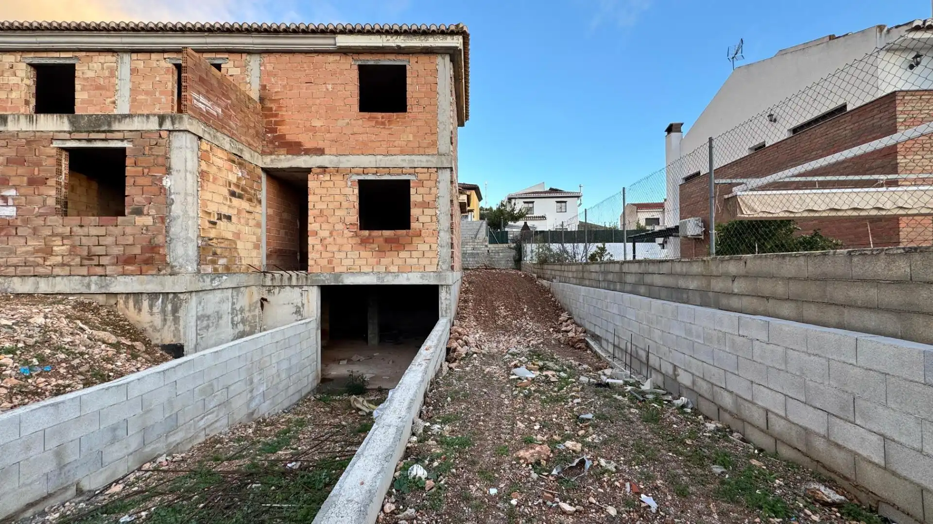Casa adosada en venta en Padul con Jardín privado, Terraza y Trastero