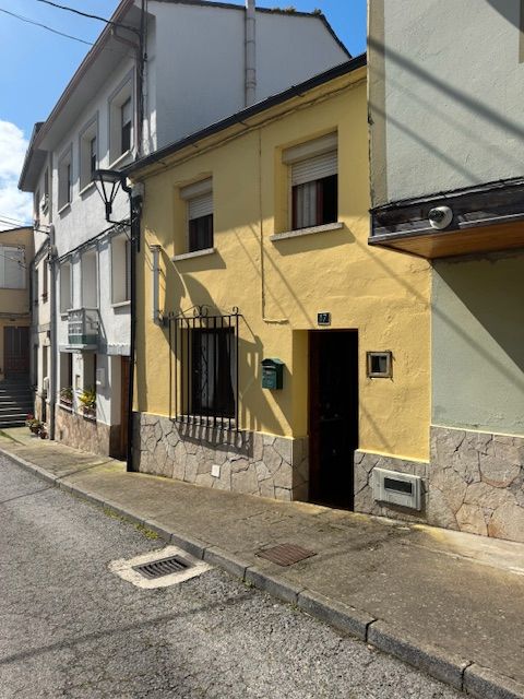 Exterior view of Single-family semi-detached for sale in Vegadeo  with Heating, Furnished and Oven