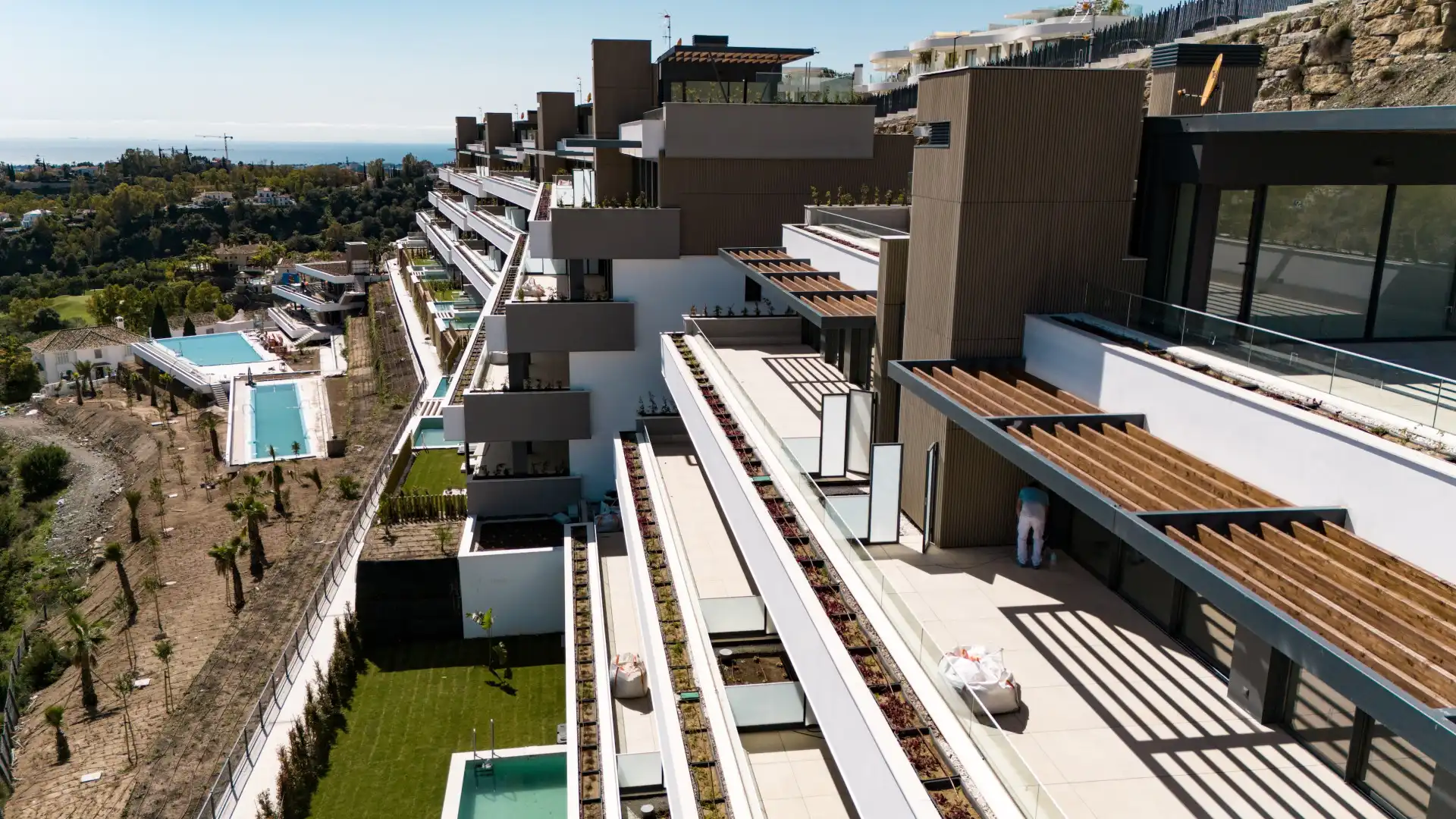 Vista exterior de Planta baixa en venda en Benahavís amb Aire condicionat, Calefacció i Jardí privat