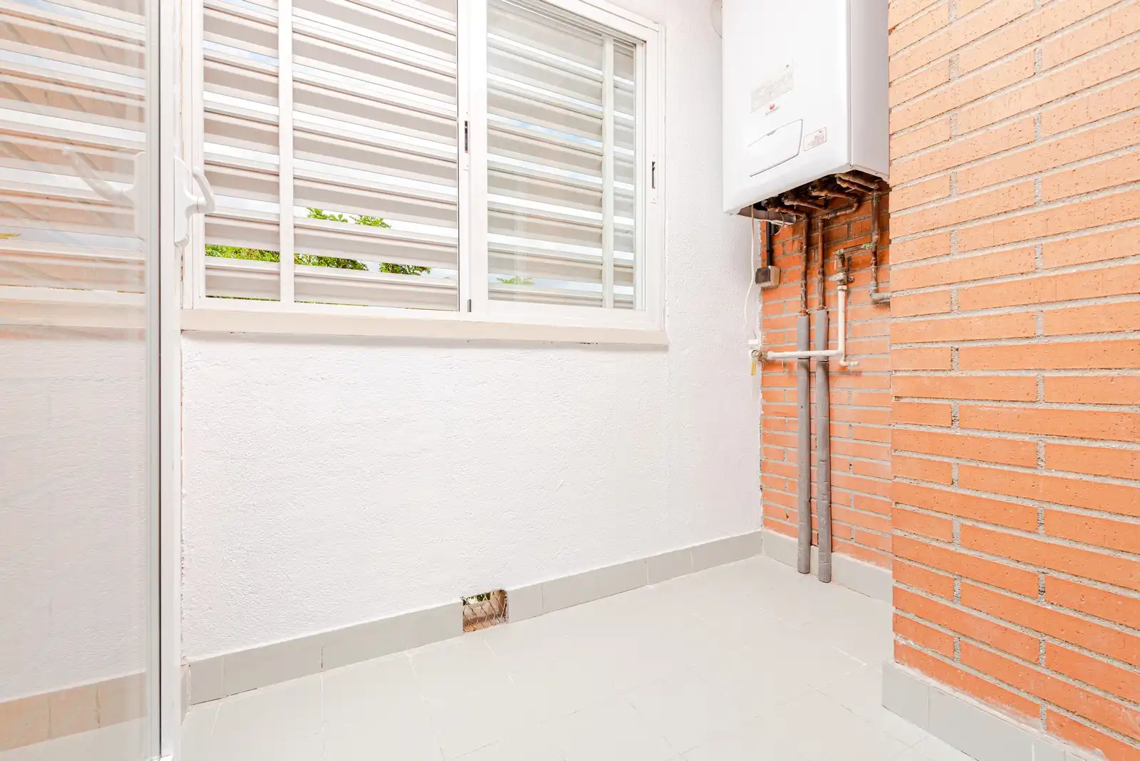 Piso en venta en Alcorcón con Aire acondicionado, Terraza y Trastero