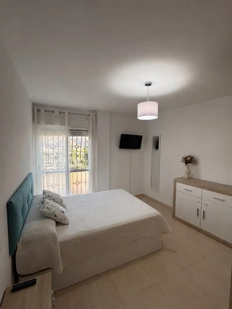 Habitación de Piso de alquiler en Berja con Aire acondicionado, Amueblado y Horno