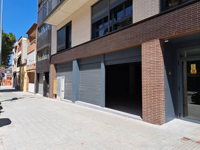 Local comercial en Venta en Avinguda de l'Abat Marcet, 292 en Zona Esportiva