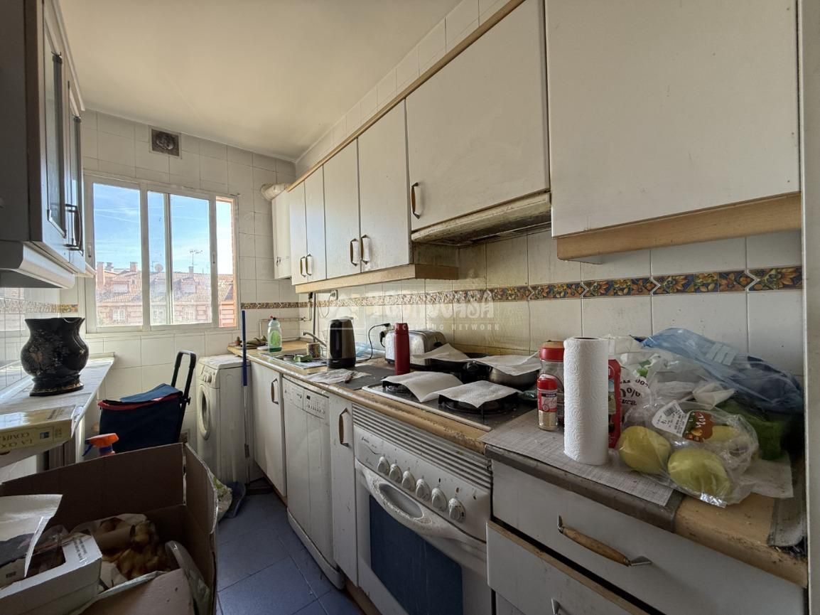 Cocina de Piso en venta en Alcalá de Henares con Aire acondicionado y Calefacción