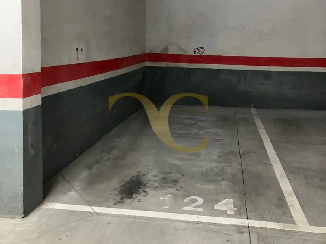 Parking of Garage for rent in Llanes
