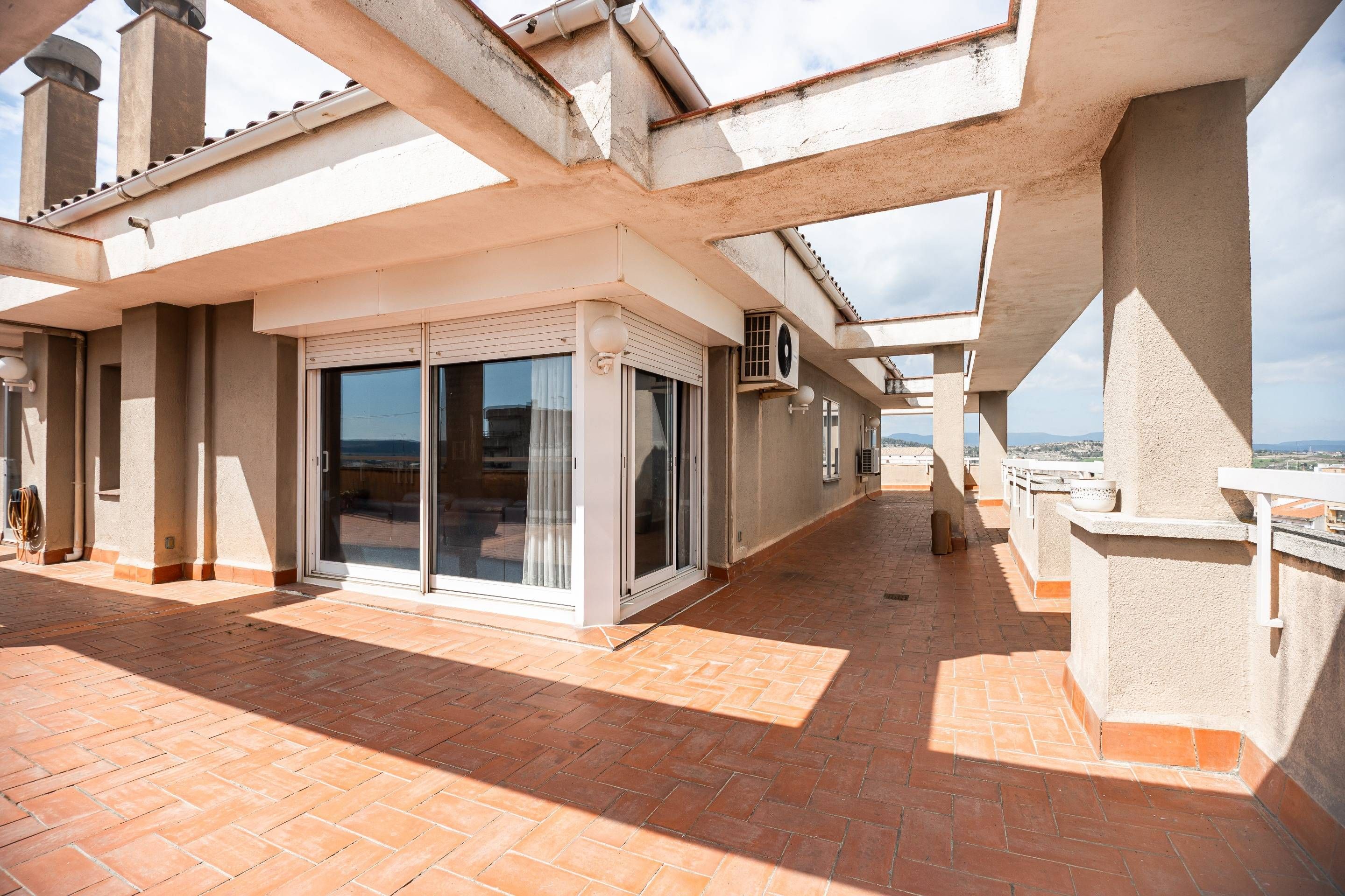 Terraza de Ático en venta en Vilafranca del Penedès con Aire acondicionado, Terraza y Balcón