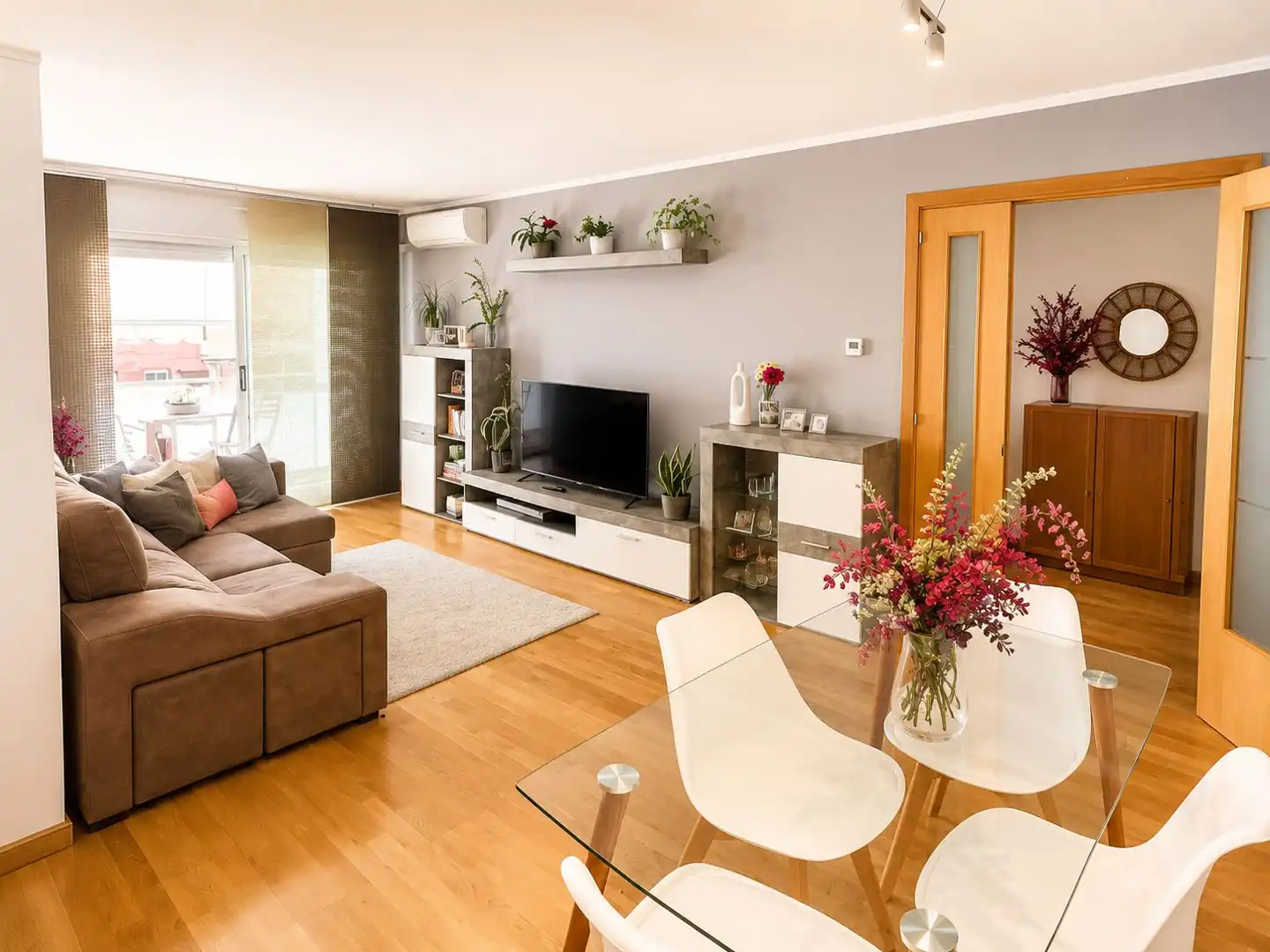 Living room of Flat for sale in Mataró  with Air Conditioner, Heating and Parquet flooring