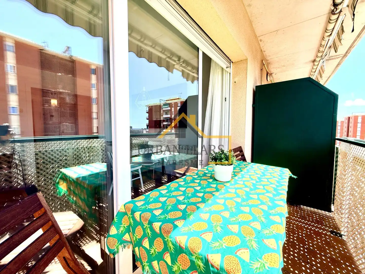 Terrasse von Dachboden zum Verkauf in Mataró mit Klimaanlage, Heizung und Parkett