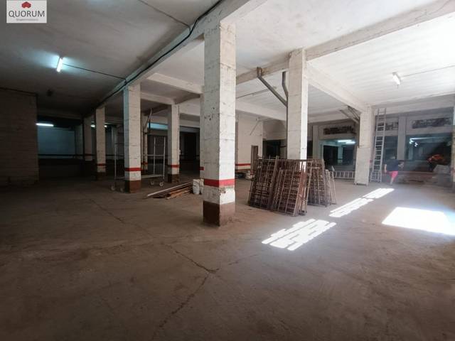 Local comercial en Venta en Txabarri - La Unión - Vista Alegre