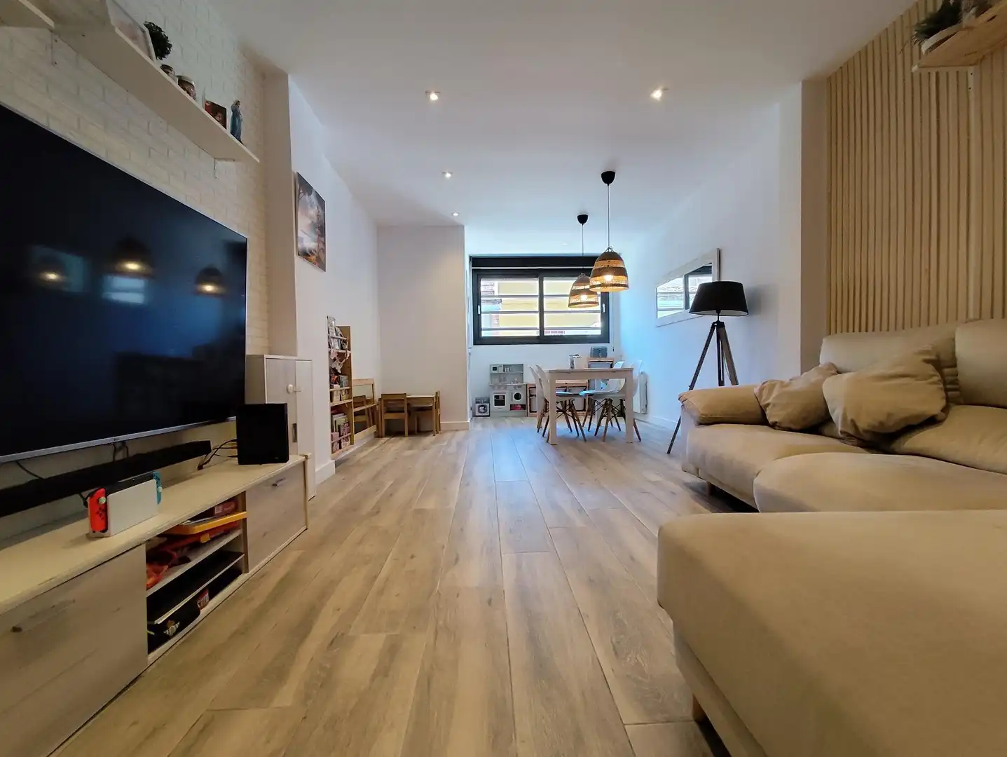 Casa amb terrassa en venda a Ca n'Oriac - Sector Nord, imagen 3