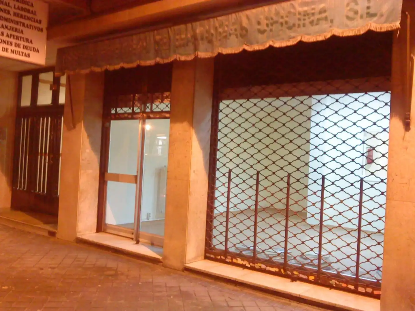 Local en venda en Madrid amb Calefacció