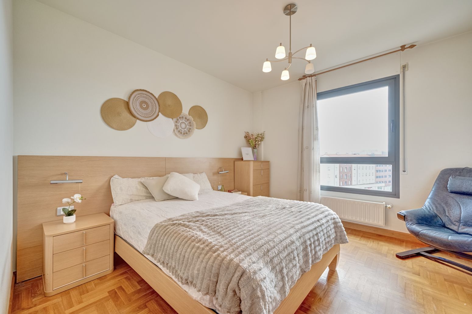 Bedroom of Flat for sale in  Pamplona / Iruña  with Heating, Private garden and Parquet flooring