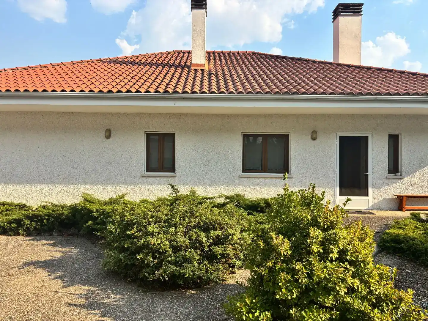Vista exterior de Casa o chalet en venta en Mojados con Piscina