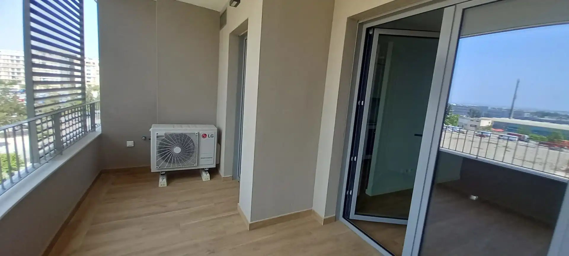 Terraza de Piso de alquiler en Quart de Poblet con Trastero y Piscina