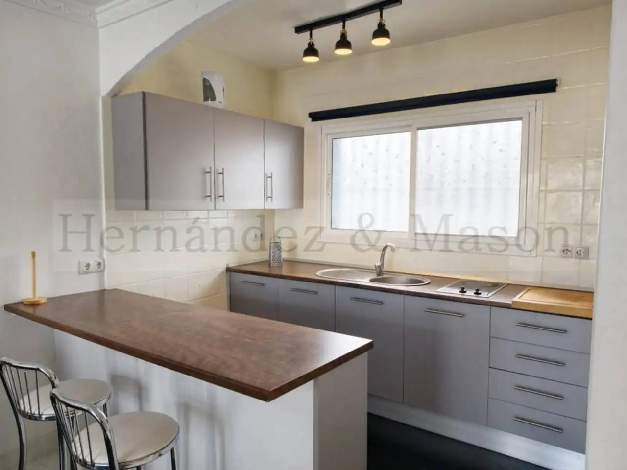 Cuina de Apartament en venda en Benalmádena amb Aire condicionat, Terrassa i Moblat