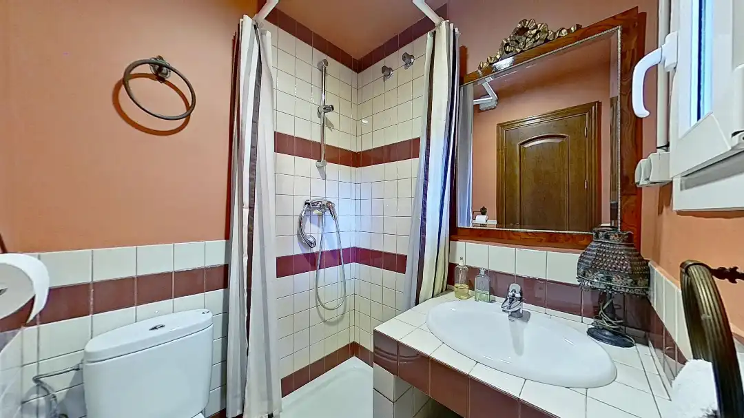 Baño de Casa o chalet en venta en Málaga con Jardín privado, Terraza y Piscina