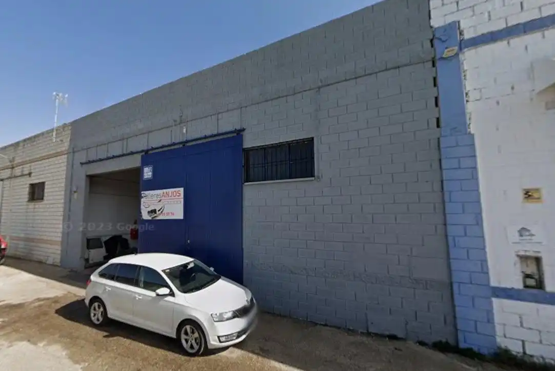 Nau industrial en venda a La Estación