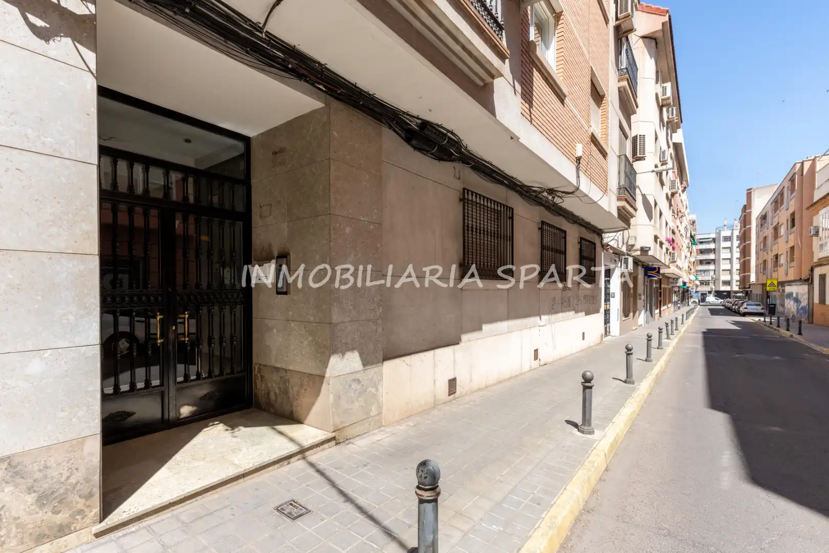 Exterior view of Duplexes for sale in Ciudad Real  with Air Conditioner, Heating and Parquet flooring