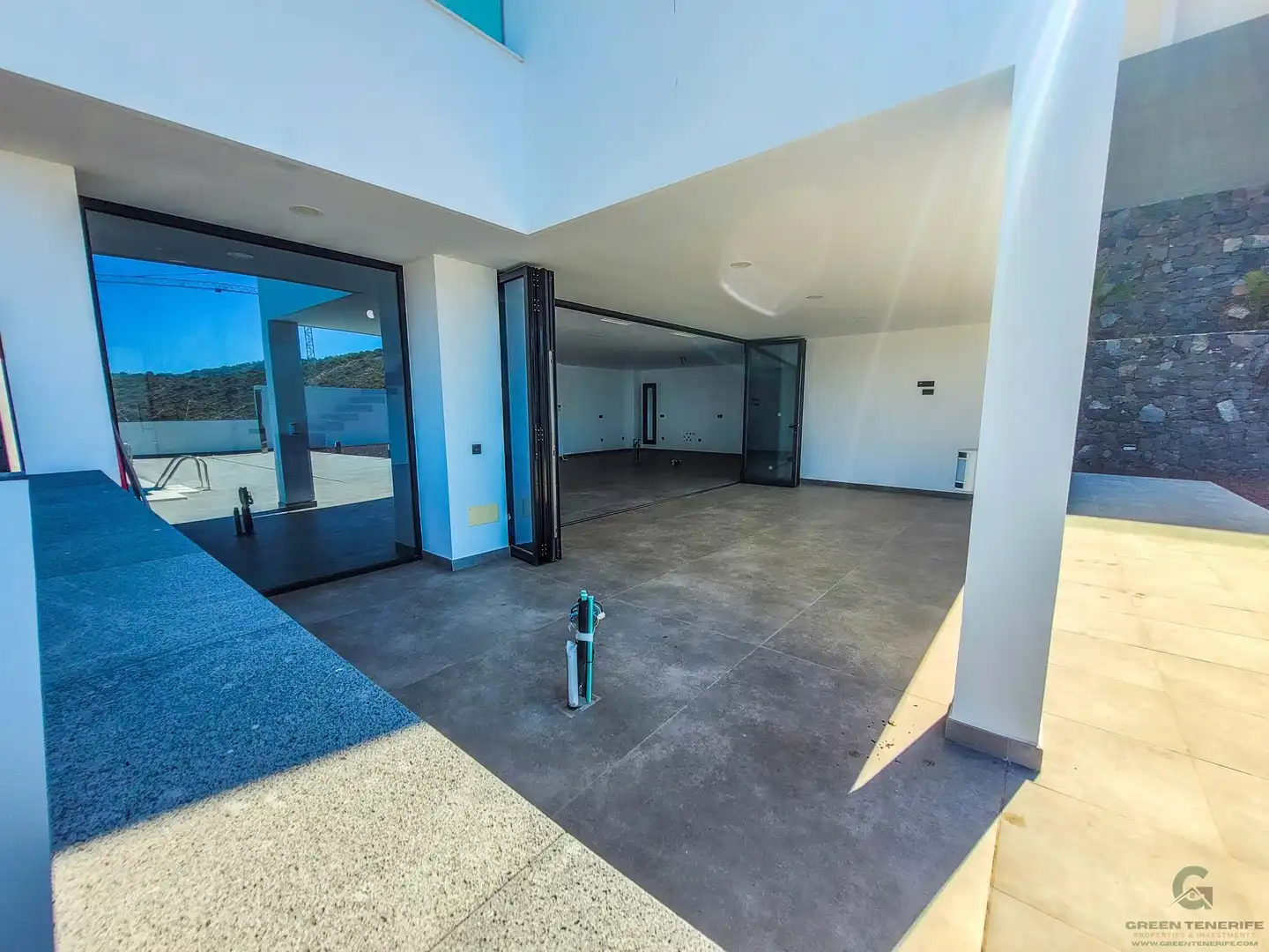 Impresionante villa en la exclusiva zona de Roque del Conde, un refugio de lujo y confort construido en 2022. Esta propiedad cuent, imatge 5