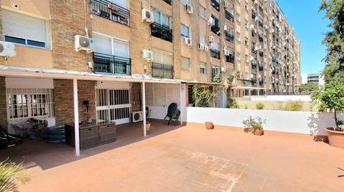 Foto 3 de Piso en venta en Avenida de Ramón y Cajal, El Plantinar – Avda. La Paz - El Juncal, Sevilla