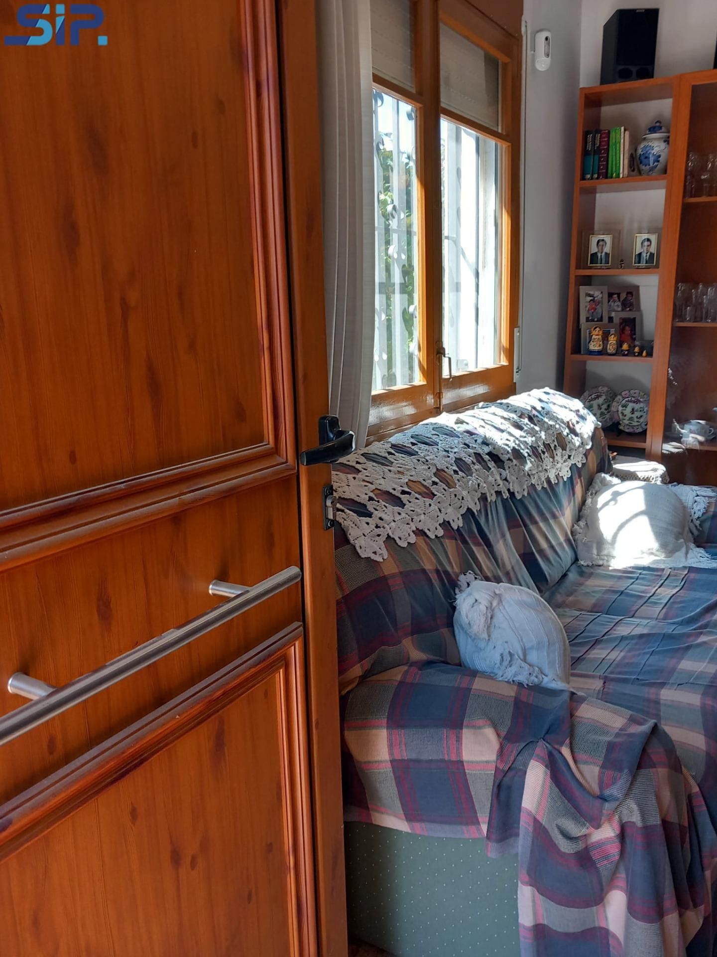 Dormitori de Casa o xalet en venda en Torrelles de Foix amb Jardí privat i Alarma