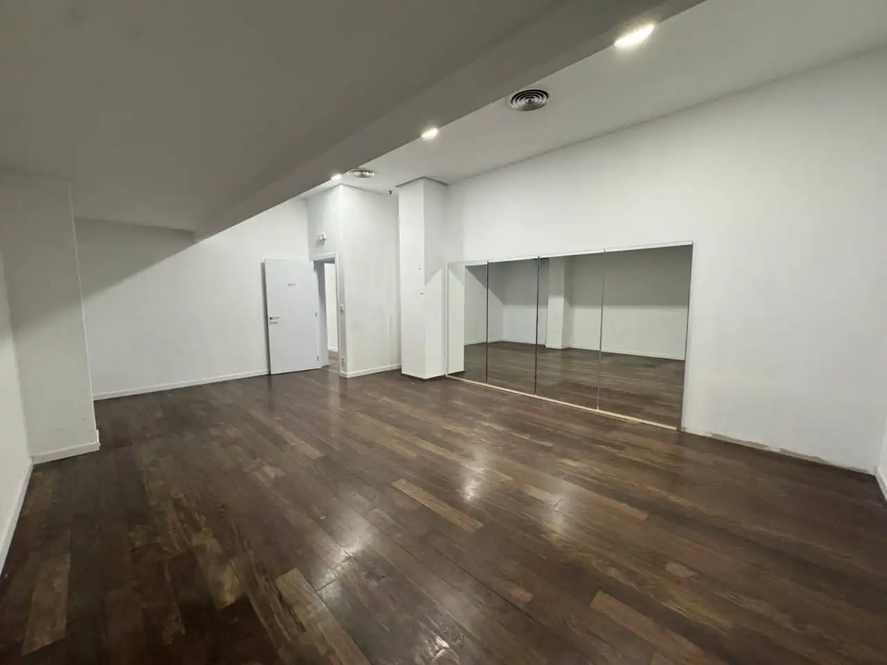 Local comercial en alquiler en Calle Sant Antoni Maria Claret, imagen 36