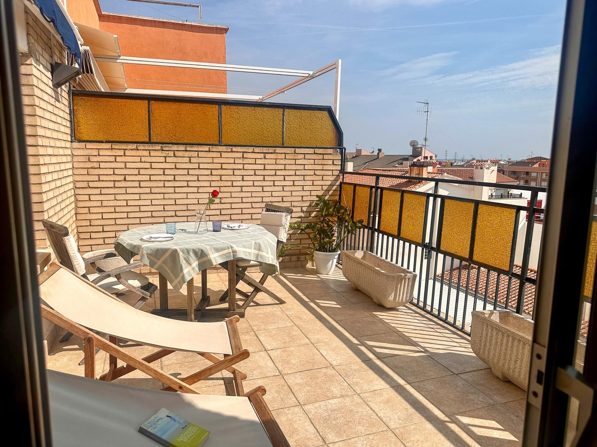 Terrassa de Àtic en venda en Castellón de la Plana / Castelló de la Plana amb Calefacció, Parquet i Terrassa