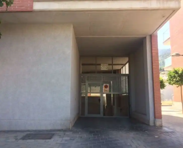 Aparcament amb ascensor en venda a Poeta Alfonso Millan, imagen 3