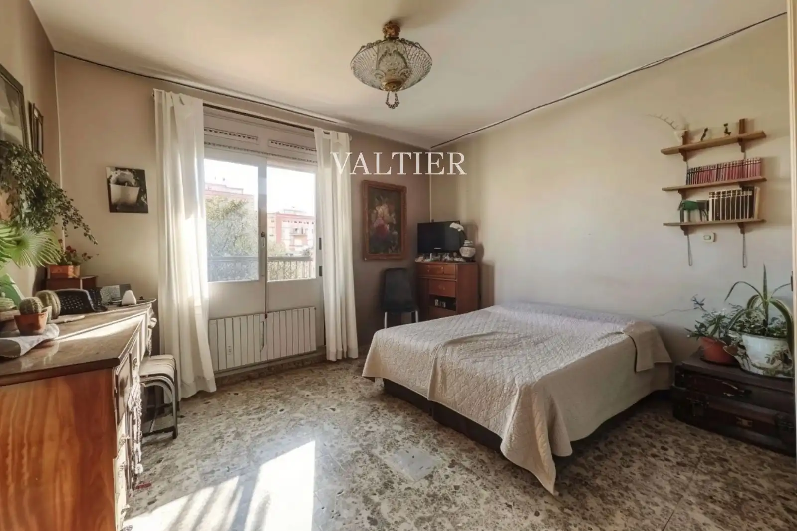 Bedroom of Flat for sale in Madrid  with Terrace, Storage room and Furnished