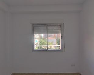 Bedroom of Flat for sale in  Granada Capital