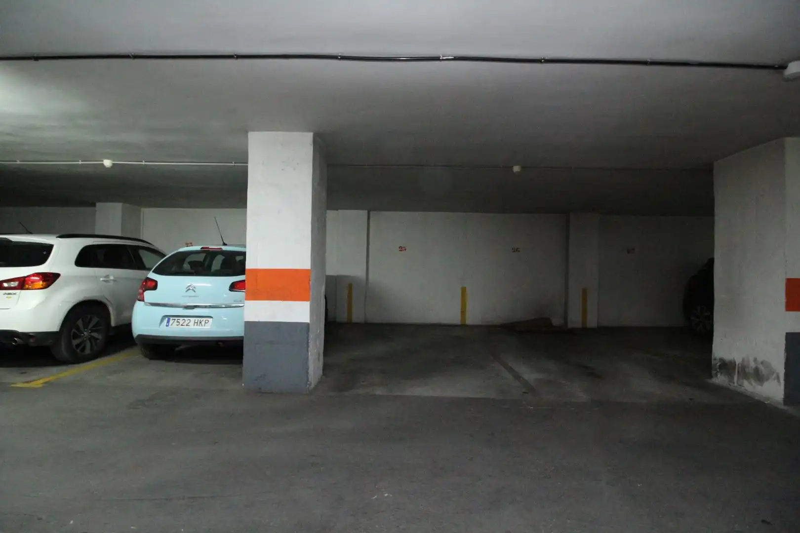 Parking de Piso de alquiler en Granada con Aire acondicionado, Calefacción y Terraza