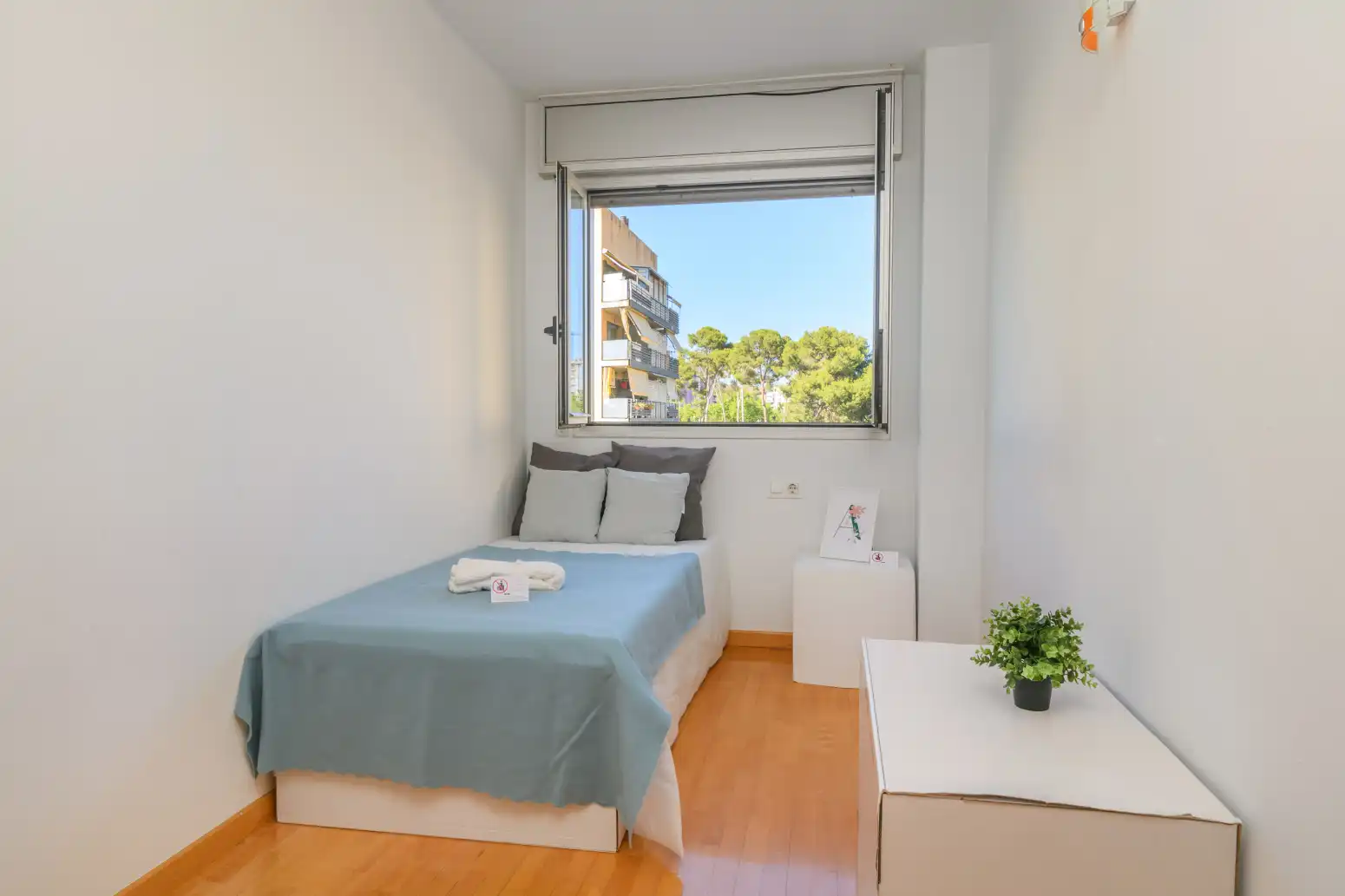 Habitación de Piso en venta en Viladecans con Calefacción, Jardín privado y Parquet