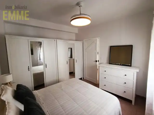 Habitación de Piso de alquiler en Ronda con Aire acondicionado, Amueblado y Lavadora