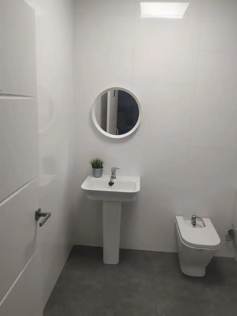 Badezimmer von Fabrikhallen zum Verkauf in Paiporta