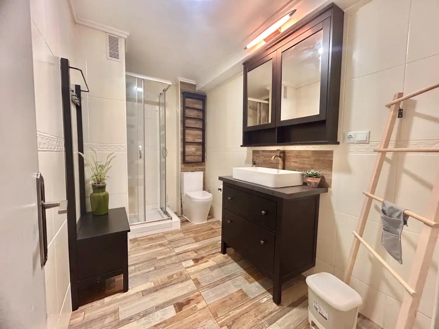Bathroom of Flat for sale in Mislata  with Balcony