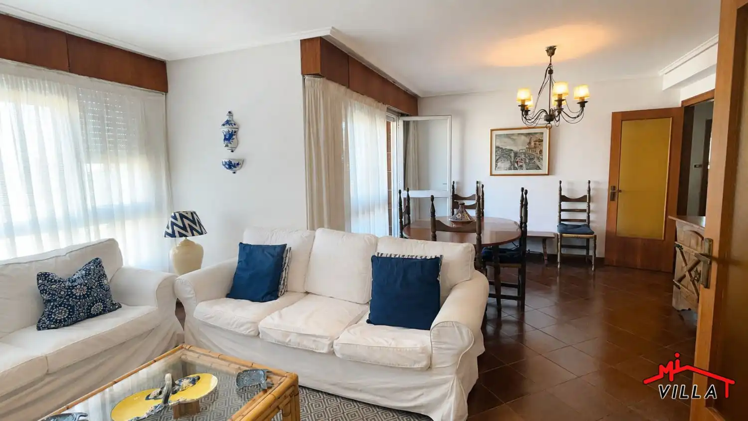 Sala de estar de Piso en venta en Laredo con Calefacción y Terraza